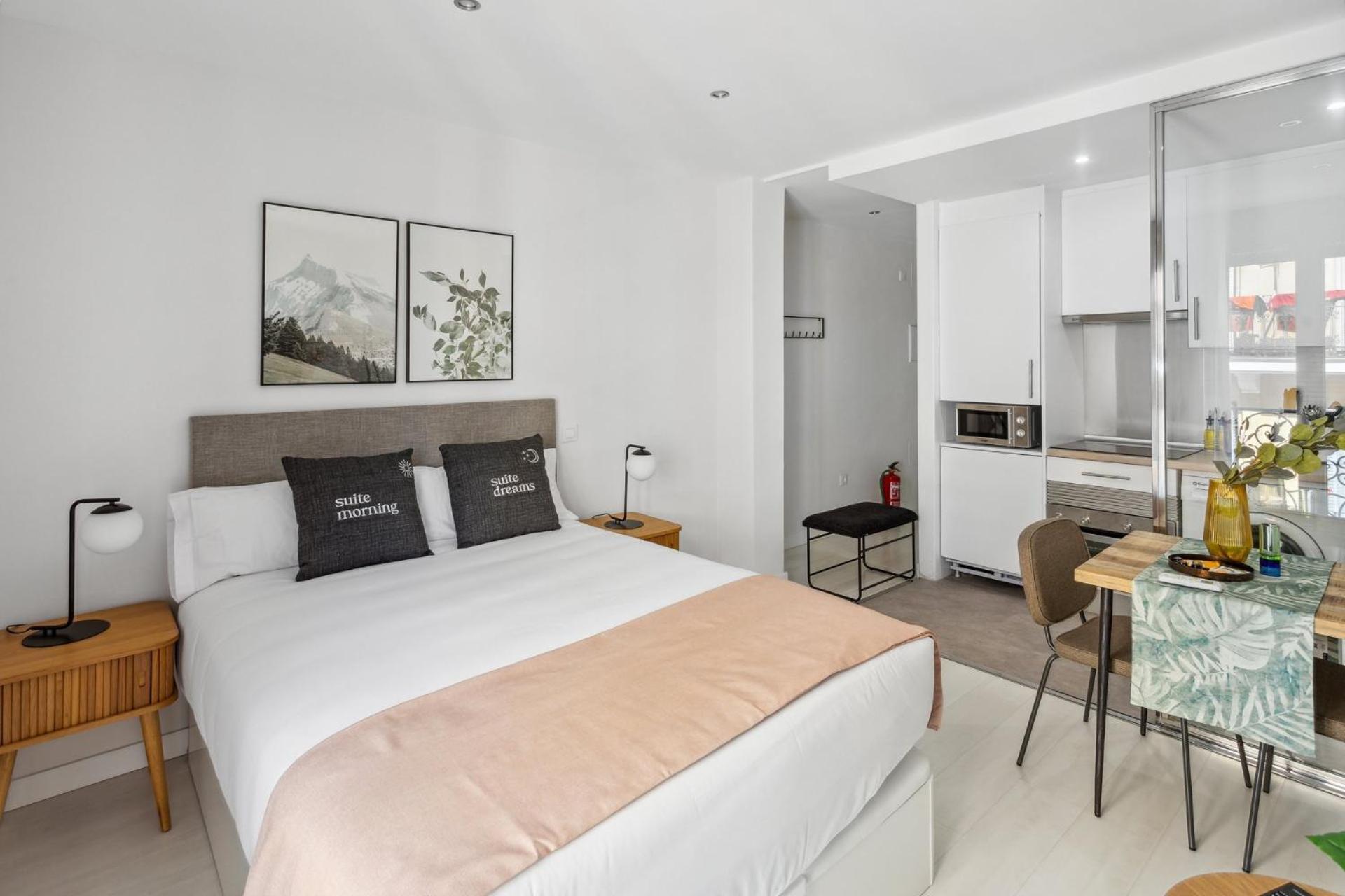 Limehome Madrid Calle De La Paloma Экстерьер фото